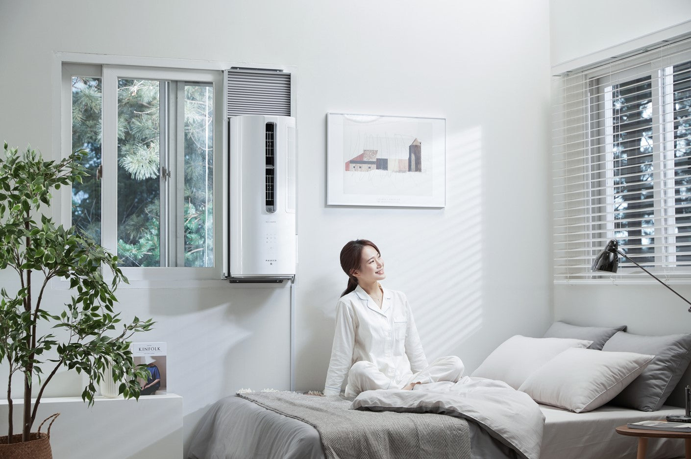 Paseco Vertical Casement Aircon 8000BTU PWA-3300W
