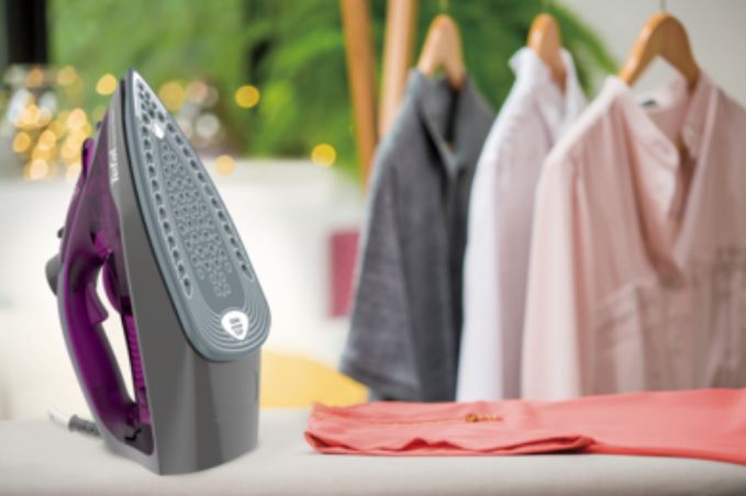 Tefal Express Steam Iron 2600W FV2843